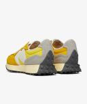 New Balance 327 Trainers Yellow EU 45 Man U327W-WRE-D-45