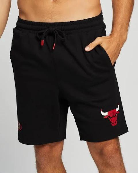 Mitchell & Ness Chicago Bulls Mesh Court Shorts - Black M