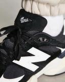 New Balance Unisex 9060 Black/Blacktop/White - Size 5