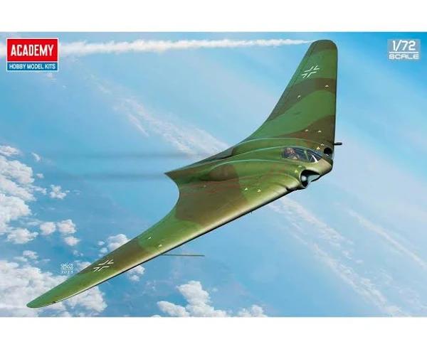 Academy 1/72 German Horten Ho 229 Wunderwaffe Plastic Model Kit 12583