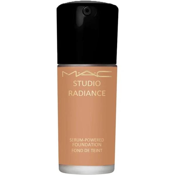 Mac NW22 Studio Radiance Serum-Powered Foundation 30ml