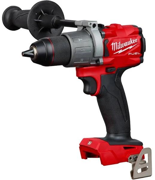 Milwaukee Cordless Hammer Drill/Driver, 18.0V