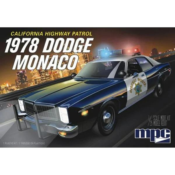 MPC 1/25 1978 Dodge Monaco CHP Police Car 2T Plastic Kit