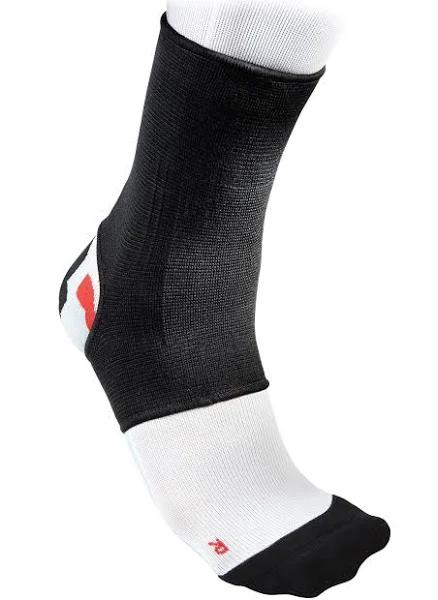 McDavid Elastic Ankle Sleeve Black