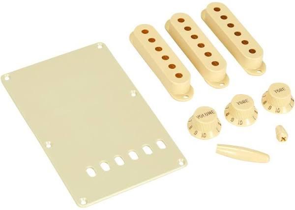 Fender Accessory Kit, Stratocaster - Aged White