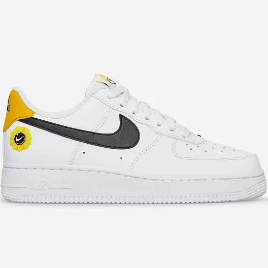 Nike Air Force 1 '07 LV8 2