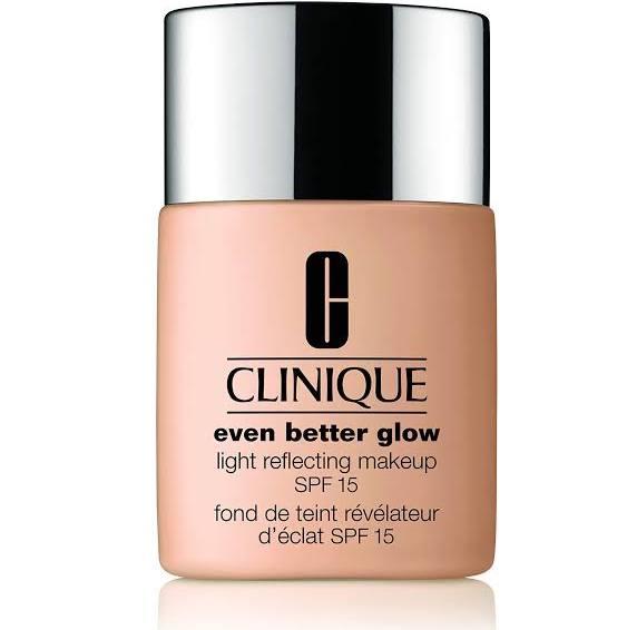 Clinique Even Better Glow Light Reflecting Makeup SPF 15 - 74 Beige