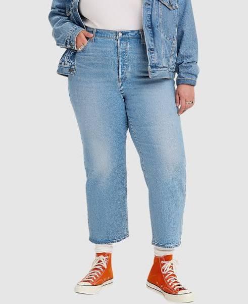 Levi's Curve Ribcage Straight Ankle Jeans in Light Indigo Blue Indigo 18