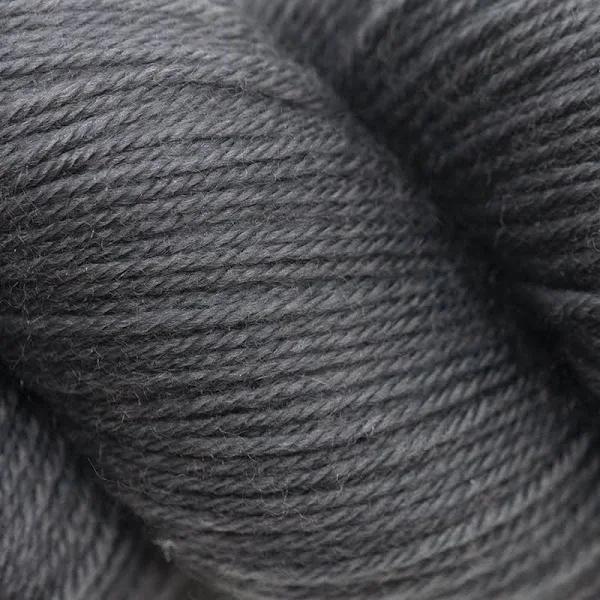 Cascade Heritage Solids - Smoked Pearl (5735) 75% Merino Wool 25% Nylon