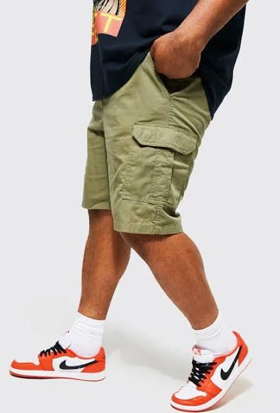 boohooMAN Green Men's Plus Elastic Waist Cargo Short - Size XXXXXL