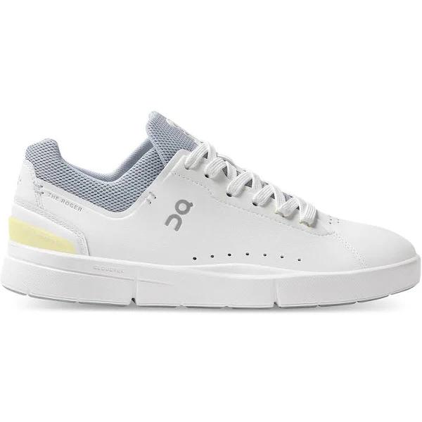 On The Roger Advantage White | Nimbus, Womens, Size: 9