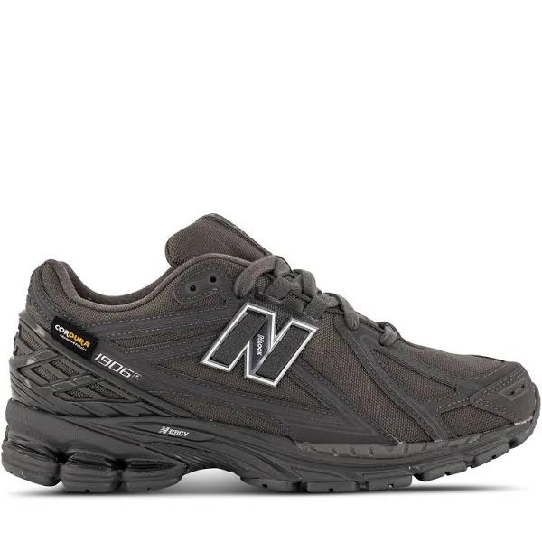 New Balance Unisex 1906R Magnet/Silver Metalic/Black - Size 4.5