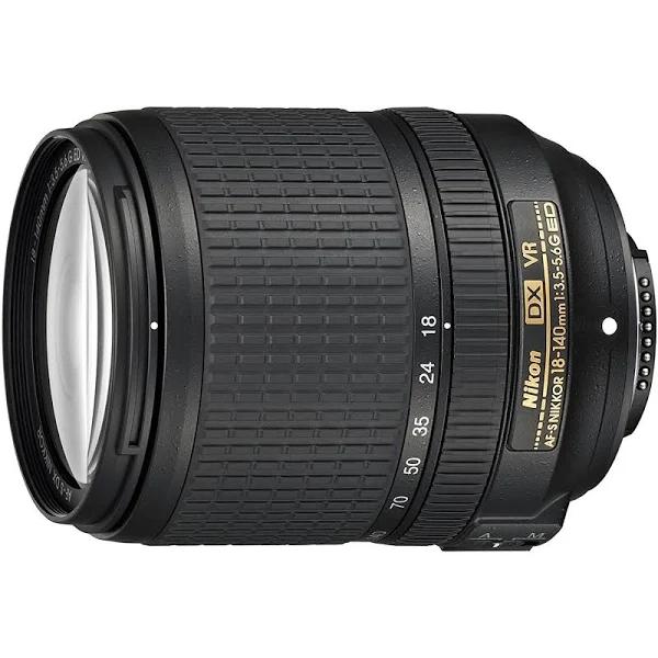 Nikon AF-S DX NIKKOR 18-140mm f/3.5-5.6G Ed VR