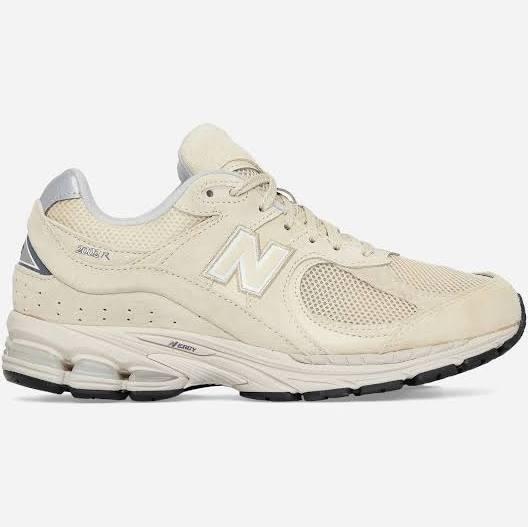 New Balance Beige 2002R Sneakers