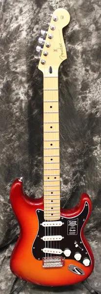 Fender Player Stratocaster Plus Top Maple Fingerboard - Aged Cherry Burst