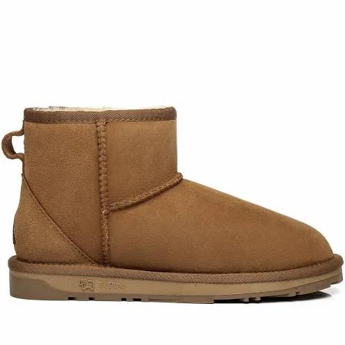 EVERAU Mini Classic Sheepskin Boots