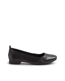 Diana Ferrari Tattia Leather Ballet Flats in Black, Size 37 EU