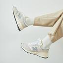 New Balance Unisex 997R Moonbeam/Sea Salt - Size 10