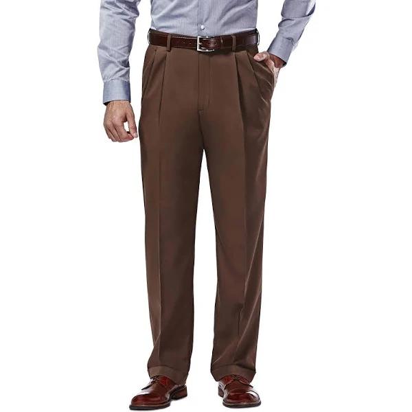 Haggar Men's Mynx Gabardine Pleat-Front Dress Pant with Hidden Expandable Waist