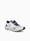 on Running Women's Cloud x 3 White/Black