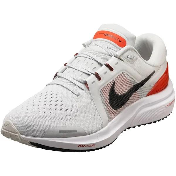 Men running shoe Nike Air Zoom Vomero 16, UK 6,5 | White