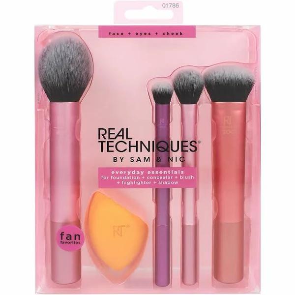 Real Techniques Everyday Essentials Set