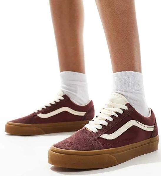 Vans Old Skool Sneakers in Burgundy with Gum sole-Brown