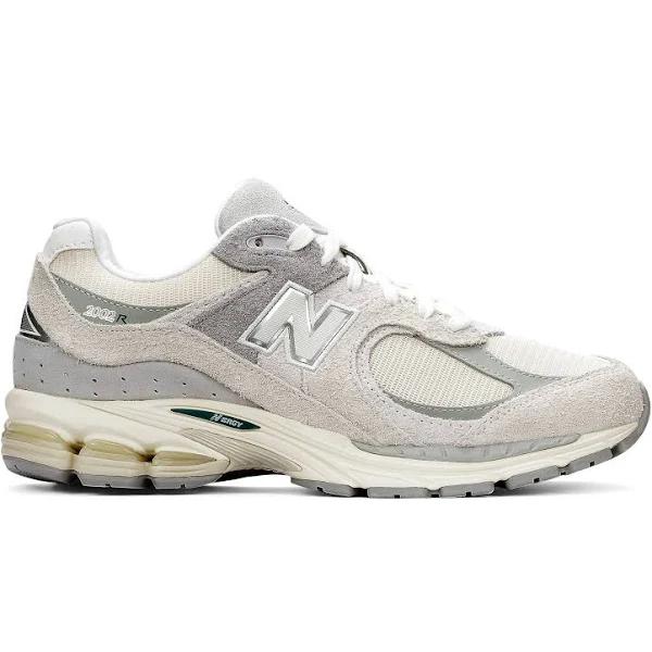 New Balance Unisex 2002R Linen/Concrete/Slate Grey - Size 5