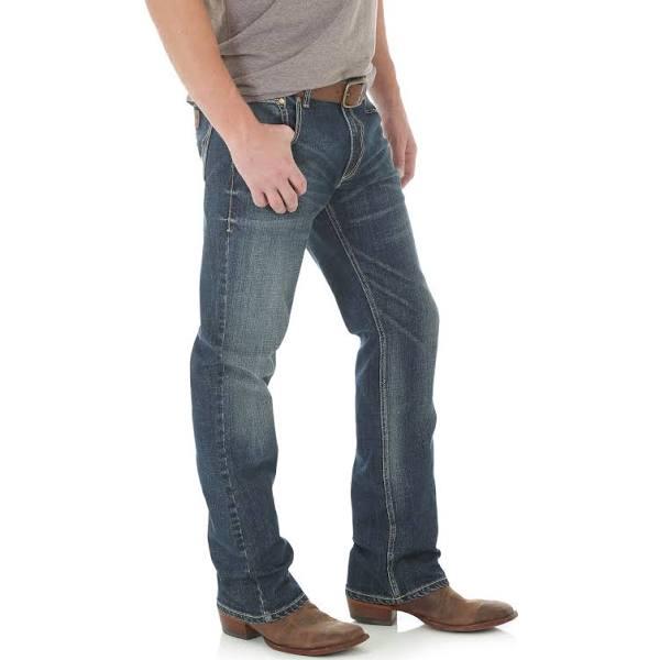 Wrangler Men's Retro Slim Fit Boot Cut Jean