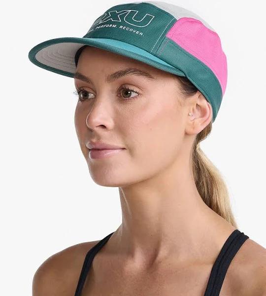 2XU Light Speed Cap - OSFA Pine Fuchsia