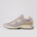 New Balance Unisex 2002R Rain Cloud/Angora/Sweet Caramel - Size 14