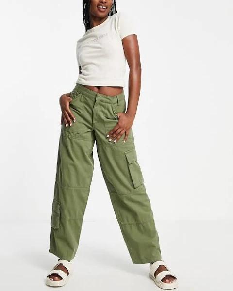 Topshop Relaxed Low Slung Cargo Pants in khaki-Green