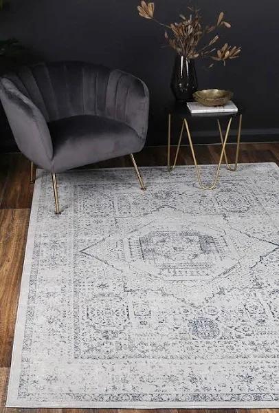 Isaiah Navy Traditional Rug 120 x 170cm