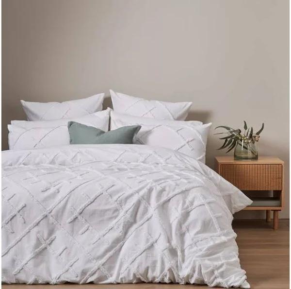 Target Cora Tufted Quilt Cover Set | White | Size Super King Bed | Cotton