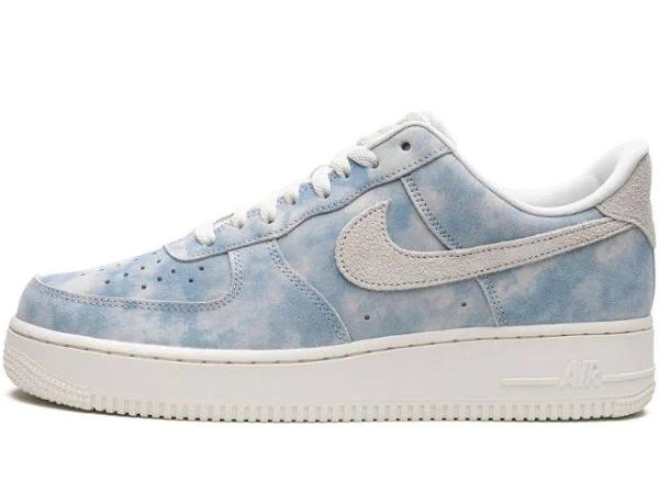 Nike Air Force 1 '07 SE 'Clouds' Sneakers | Blue | Women's Size 7.5