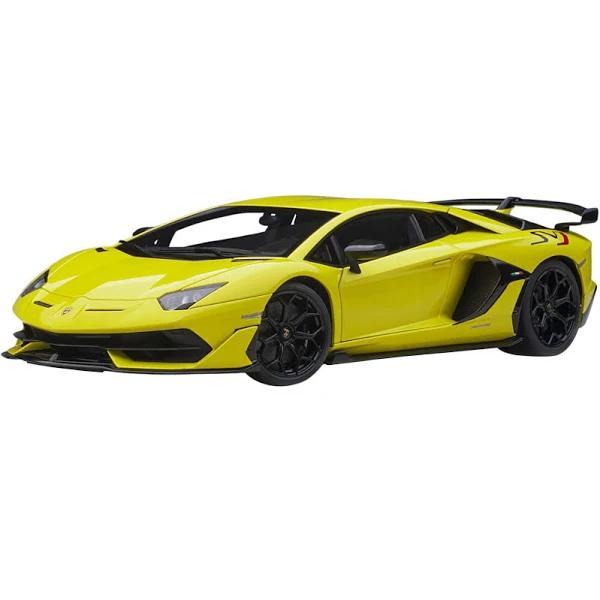 Lamborghini Aventador SVJ ( Pearl Yellow ) (Diecast Car)