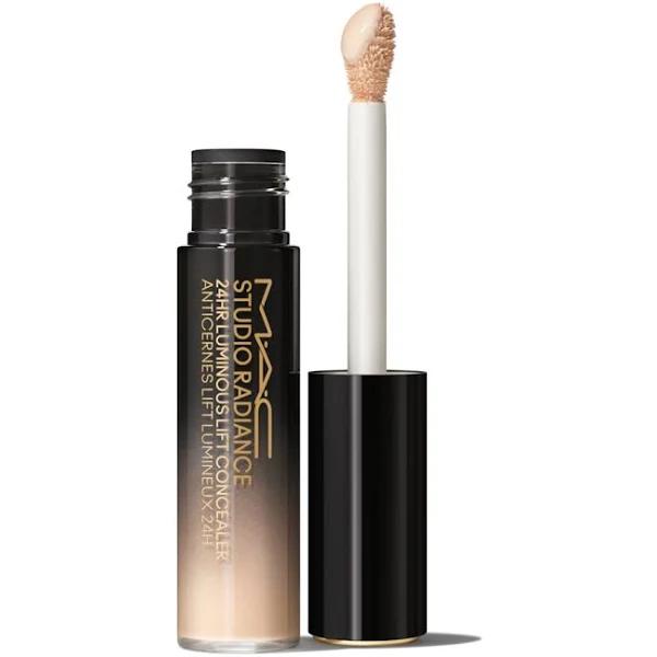 M.A.C Cosmetics Studio Radiance 24hr Luminous Lift Concealer NW5