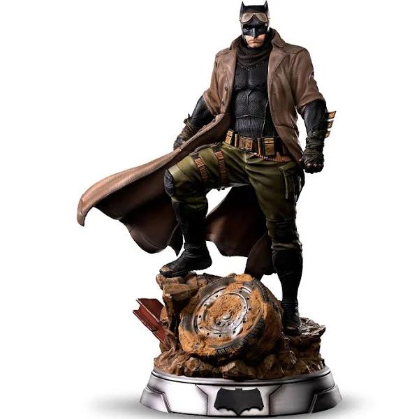 DC Comics Justice League Batman Knightmare Legacy Replica Figure Brown