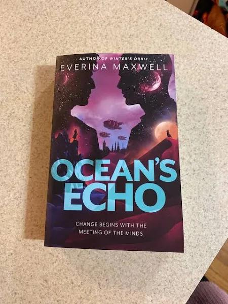 Ocean's Echo by Everina Maxwell