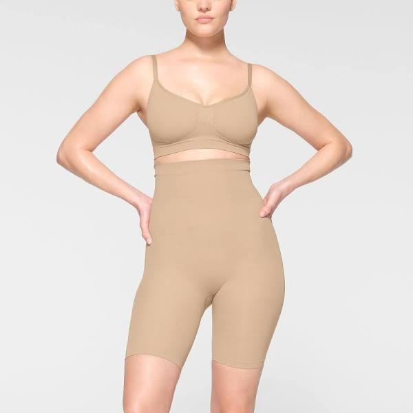 Seamless Sculpt High-Waisted Above The Knee Short | Clay