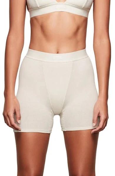 SKIMS Cotton Rib Boxer in Bone, Size XS