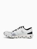 on Running Women's Cloud x 3 White/Black