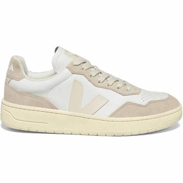 Veja V-90 Sneakers | Off White | Size 45 | East Dane