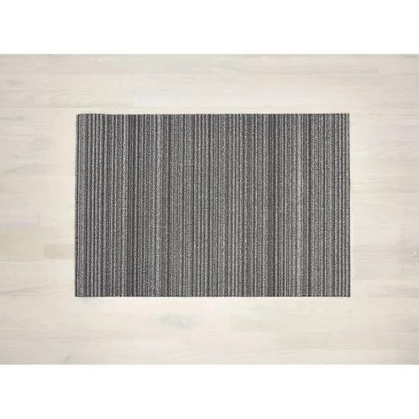 Chilewich Skinny Stripe Indoor/Outdoor Mat Shadow