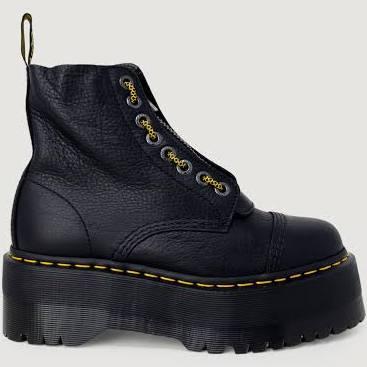 Dr Martens Sinclair Quad Max Boots in Black