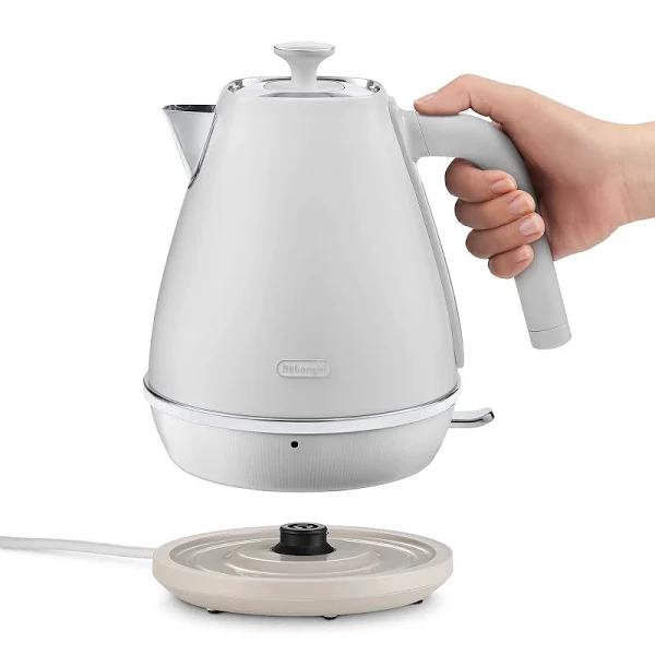 Delonghi Distinta Moments Kettle White KBIN2001W