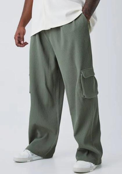 Plus Elastic Waist Relaxed Fit Cargo Pleated Trouser