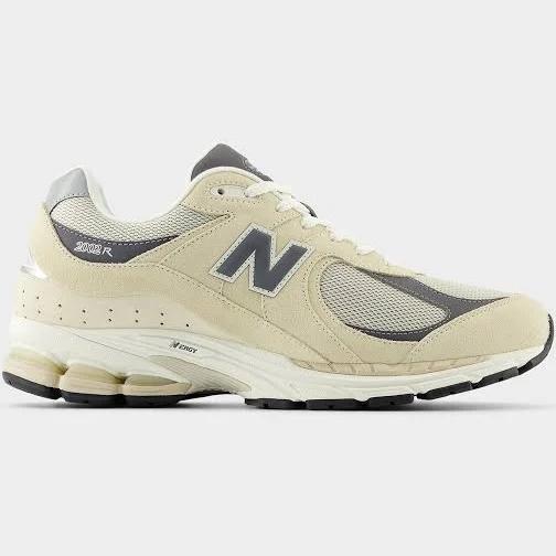 New Balance M2002RFA (Sandstone) Sneaker