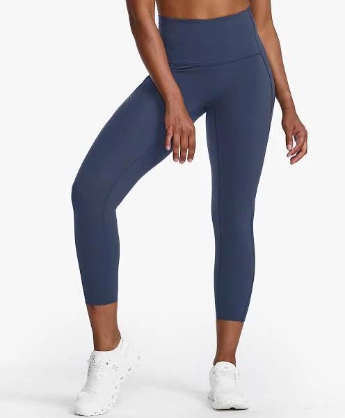 2XU - Women's Grey Compression Bottoms - Form Stash Hi-Rise Compression 7-8 Tights - Size L at The Iconic