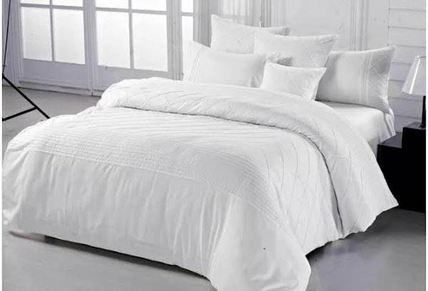 Lamere White Rich Diamond Pintucking Quilt Cover Set (Queen Size)